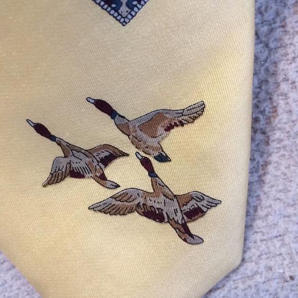 Cambridge Collection Silk Tie - Picture 2 of 4